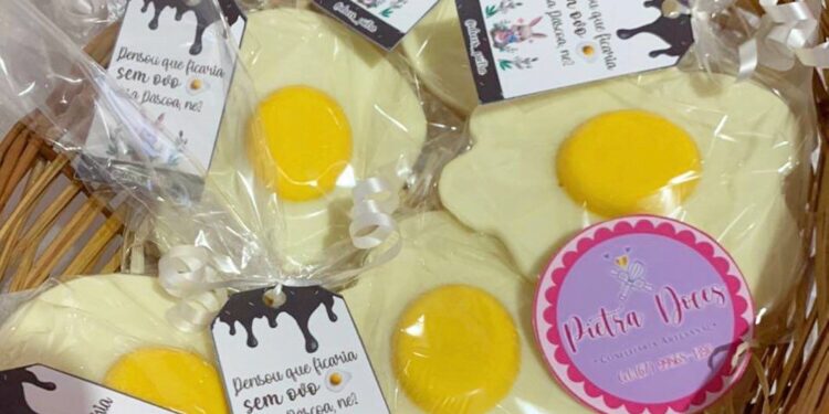 Confeiteira oferece lembrança de Páscoa inusitada para ninguém ficar sem seu Ovo