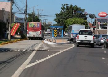Começa pela Brilhante corredor que vai reduzir em 25% tempo de viagem de ônibus