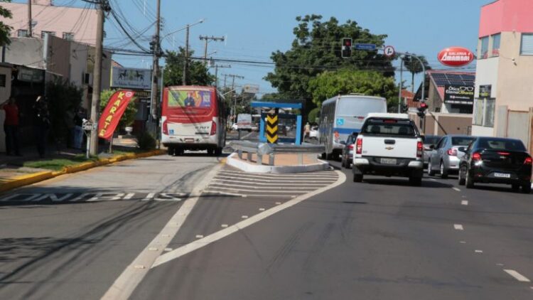 Começa pela Brilhante corredor que vai reduzir em 25% tempo de viagem de ônibus