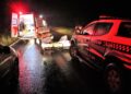 Após matar avó e cuidadora, jovem se joga em frente à carreta e morre em MS