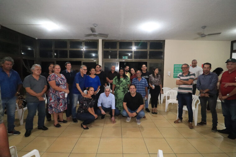 Ouvindo as demandas da cidade, deputado Marcio Fernandes se reúne com moradores da Capital