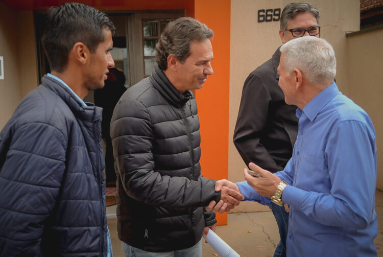 De estradas a saúde e habitação, Marquinhos discute soluções para problemas em Caarapó
