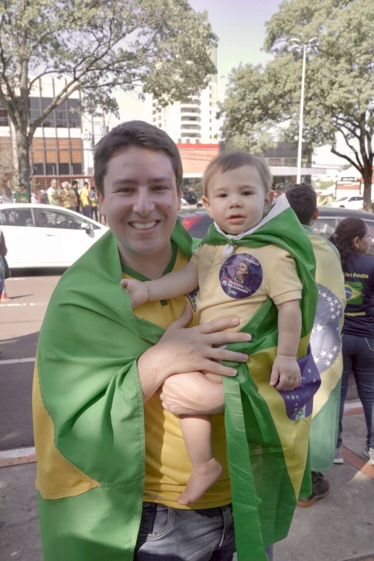“Não tem hora para lutar por nossas bandeiras”, diz deputado sobre domingo de apoio à Bolsonaro