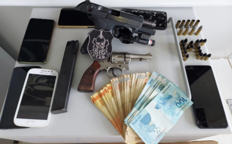 Autor de violência doméstica é preso na Capital com pistola, revólver, munições e drogas
