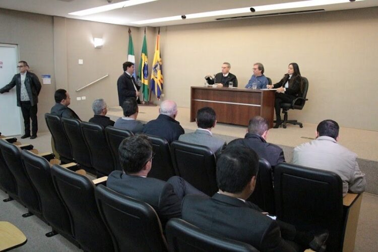 TCE recebe pedido para reeditar Refis de dívidas de prefeitos e ex-prefeitos