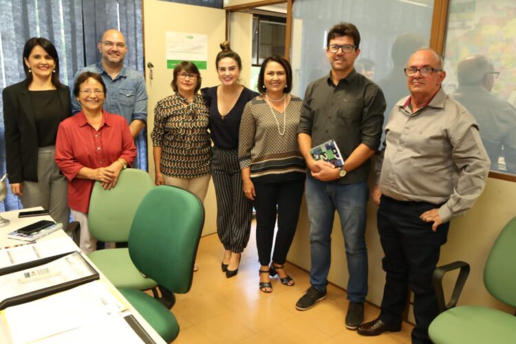 Deputada Mara Caseiro trabalha pela instalação de cursos de Agronomia, Direito e Psicologia em Costa Rica