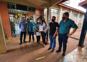 Durante reforma, deputada solicita tenda para adequar alunos de escola de Selvíria