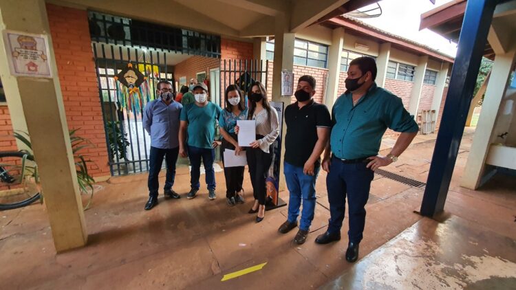 Durante reforma, deputada solicita tenda para adequar alunos de escola de Selvíria