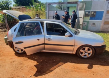 PM flagra e prende dupla furtando objetos de casa e colocando em Gol no Centenário
