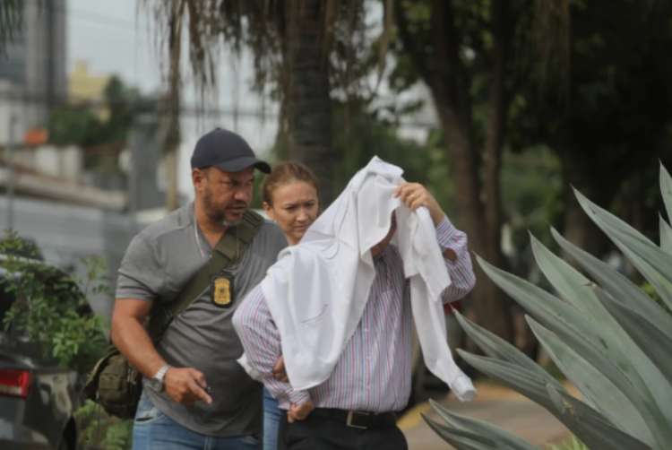 Homem de 52 anos é preso por armazenar e distribuir pornografia infantil na Capital