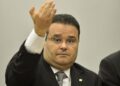 Fábio Trad faz discurso emocionado em homenagem a PM que teve perna amputada em confronto