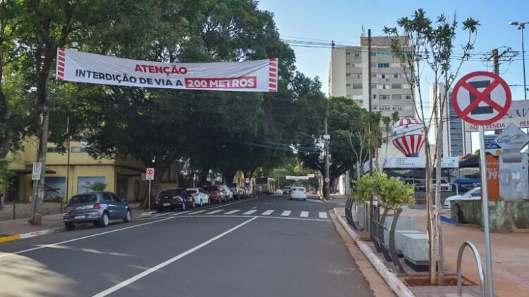 Confira trechos do recapeamento e interdições no Centro da Capital amanhã