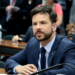Mendigo que assaltou deputado diz que realizou fetiche sexual e comprou crack pra ele