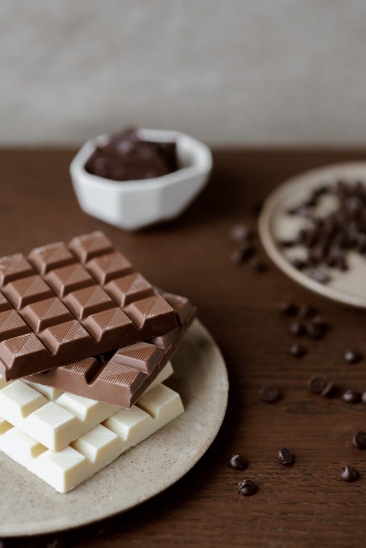 Vinho e chocolate: surpreenda o seu amor neste Dia dos Namorados