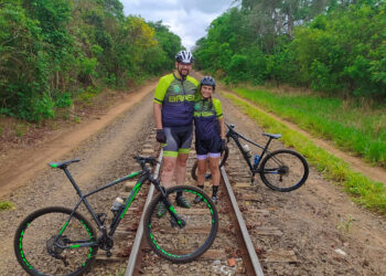 “Do recomeço ao pedal da superação”: No esporte, dor da prótese é esquecida por Charles