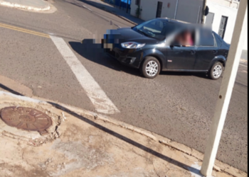 Vídeo: Policial confunde influencer com ladrão, aponta arma no Tiradentes e caso é tratado como racismo