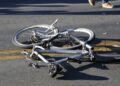 Homem cai de bicicleta, vai para hospital, depois para casa, sofre desmaios e morre