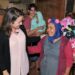 Prefeita Adriane Lopes entrega cobertores no Santa Emília e Santo Eugênio