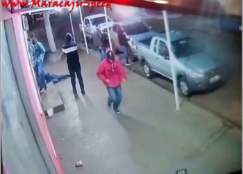 Vídeo: Dupla atira contra grupo que aguardava atendimento em conveniência em MS