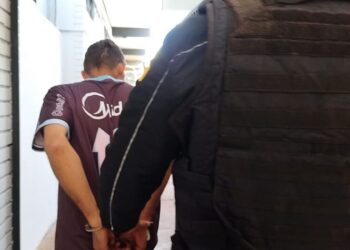 Filho confessa ter matado pai e madastra a golpes de machado em Dourados