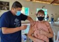 Vamos viver mais?: Então vá se vacinar neste feriado, tem plantão contra o Covid e Influenza