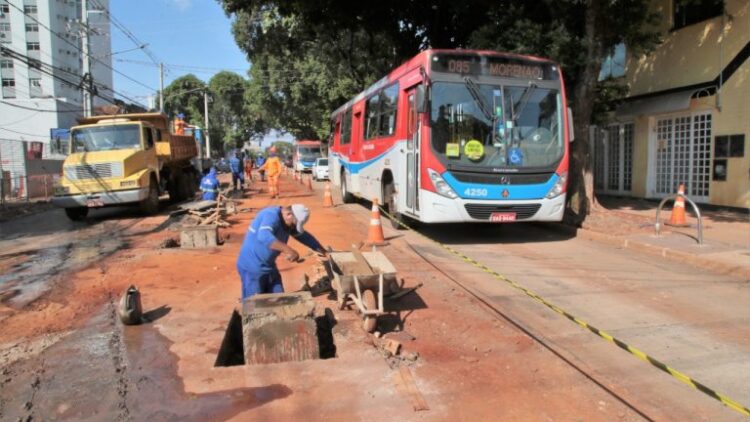 Prefeitura da Capital executa recapeamento e remendos nesta segunda-feira