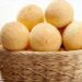 Aprenda aqui uma receita saudável de “Pão de Queijo de Batata-Doce”