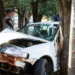 Jovem perde o controle e colide com muro de pesque-pague no Jardim Leblon