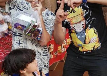 “Naruto de CG” faz  alegria de crianças com café da manhã especial em comunidade carente