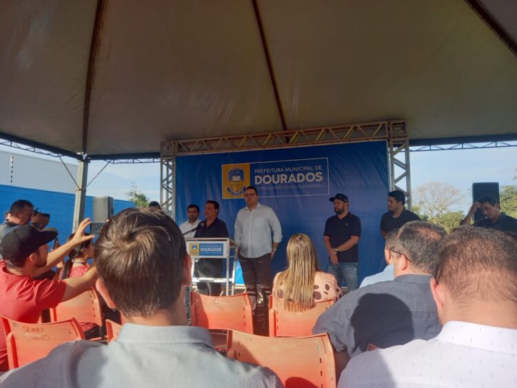 Senador Nelsinho Trad conquista R$ 4,8 milhões para obras no Vila Roma, em Dourados, e prestigia lançamento do empreendimento