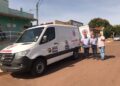 Rose contempla Rio Negro com ambulância avaliada em R$ 300 mil para fortalecer Saúde