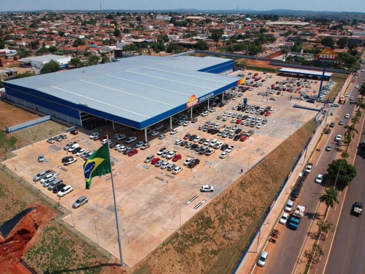 Assaí Atacadista tem 19 vagas abertas para açougue em Dourados