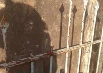 Criança de 2 anos aparece em portão e assusta moradores do Jardim Colúmbia na Capital