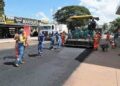 Prefeitura dá continuidade aos trabalhos na Rua Bui Barsosa nesta terça-feira