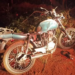Motociclista morre no hospital, após colidir com galhos de árvore em estrada vicinal