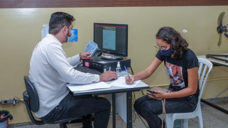 Semana começa com 1,5 mil oportunidades de emprego em Campo Grande