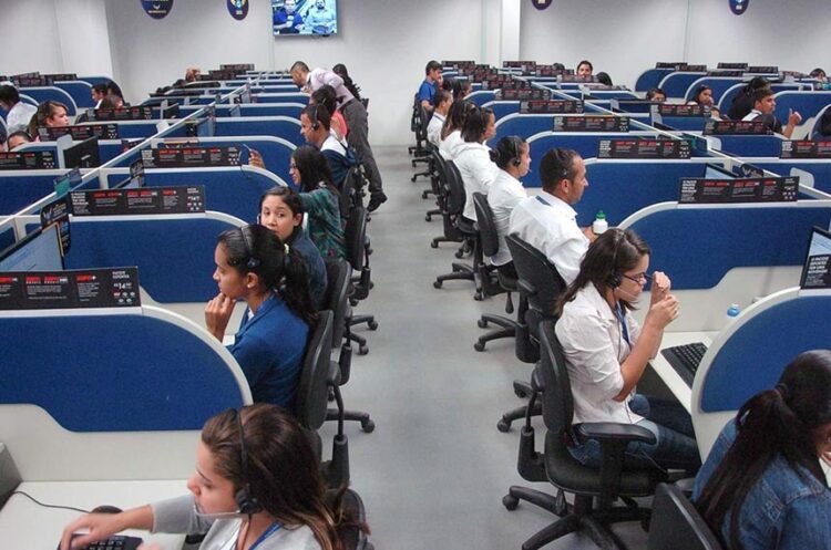 Governo suspende 180 empresas de telemarketing por ligações abusivas