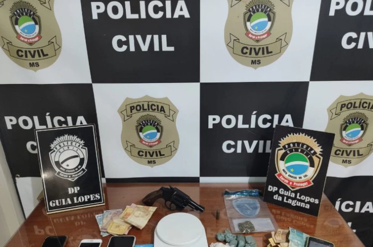 No “Bar Chapa Quente”, homens são preso por tráfico de drogas e exploração sexual