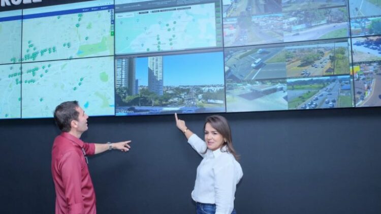 Prefeita Adriane Lopes garante ampliação de investimentos no trânsito
