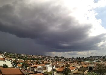 Depois de baixa umidade e ventania, tempestade coloca MS em estado de alerta