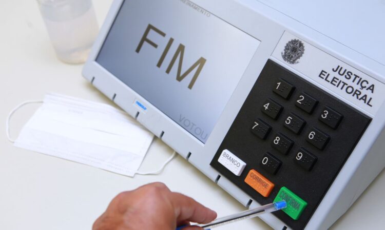 Termina nesta quinta prazo para solicitar voto em trânsito ou em seção distinta da origem