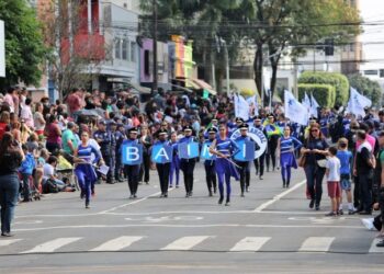 Prefeitura retoma Corrida do Facho e Desfile Cívico em comemoração aos 123 anos da Capital