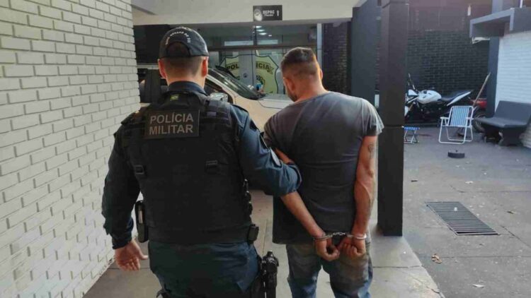 Traficante é preso na MS-379 com maconha e remédios abortivos dentro de caminhonete