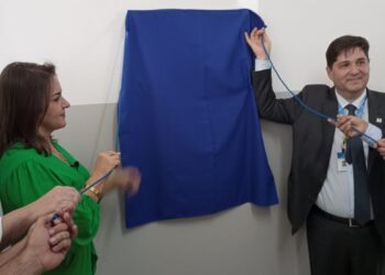 Após vários entraves, finalmente UBSF Santa Emília é entregue pela prefeita Adriane Lopes