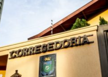 Operação nesta manhã prende PMs que desviavam droga para a revenda na Capital