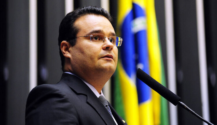 Fábio trad assume compromisso com corretores de imóveis pelo fortalecimento da profissão