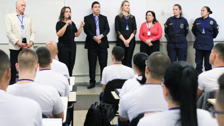 Prefeita Adriane garante que Guarda Municipal terá reforço de mais 273 homens e mulheres