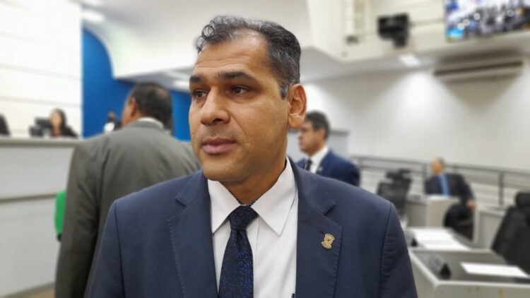 Vereador diz que projeto ‘Relatórios em local livre dará mais dignidade aos agentes de saúde e endemias