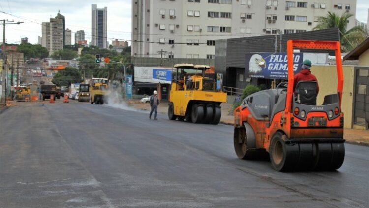 Confira os locais onde a Prefeitura executa obras de recapeamento nesta quinta-feira