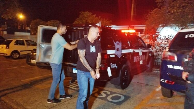 Um dos líderes do PCC é preso em ação conjunta de polícias em residência de Dourados